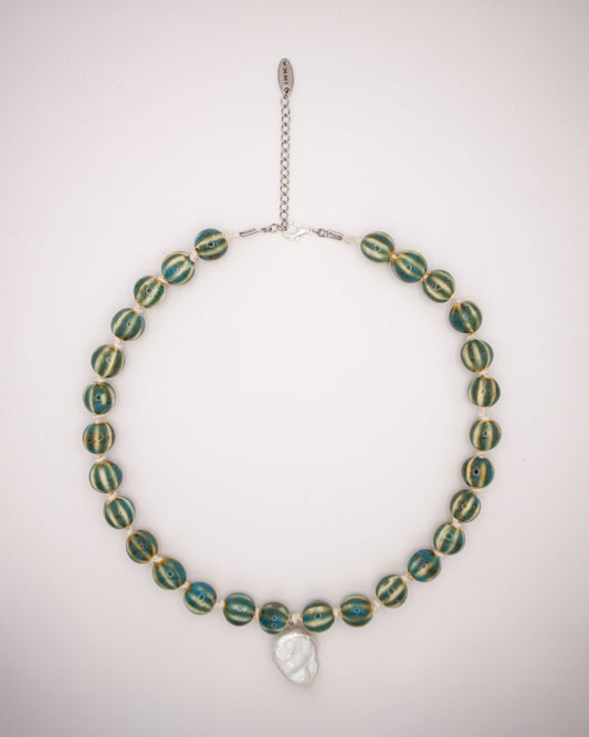 Mother-of-pearl and Aventurine